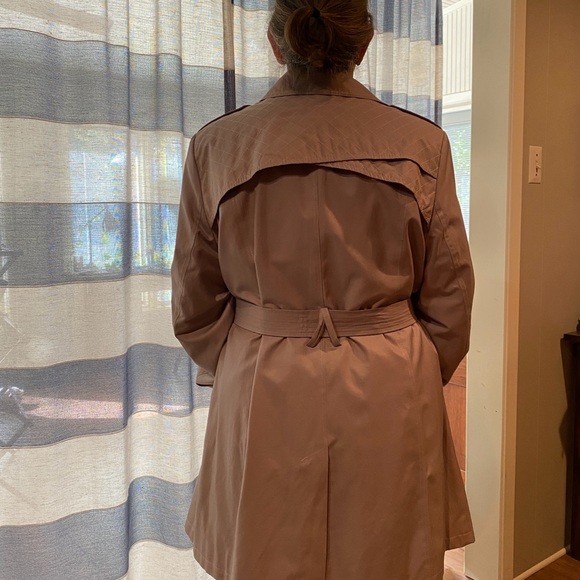 DKNY Beige Trench Coat - Picture 4 of 10